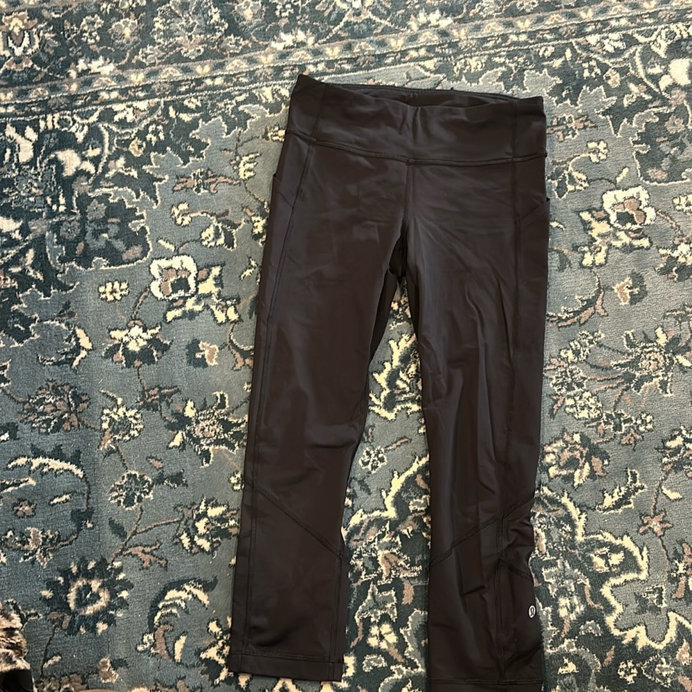 Lululemon cropped leggings